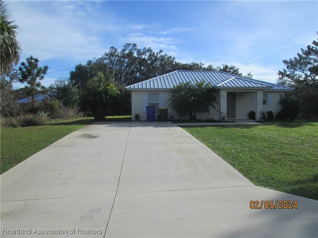 501 Briar Glen Road - Photo 1