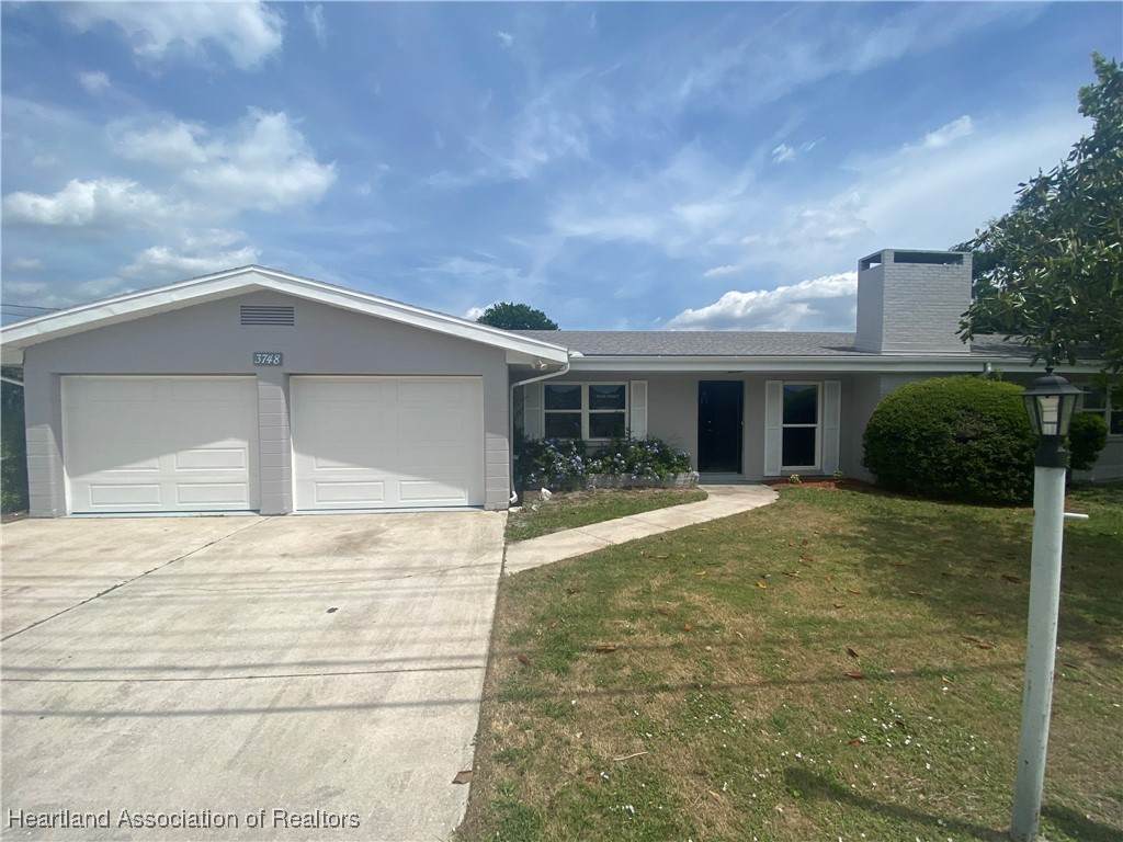 3748 Sebring Parkway - Photo 1