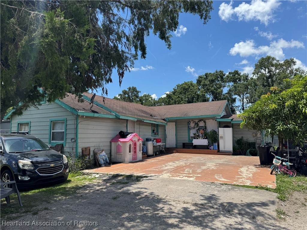 205 Townsend Street - Photo 1