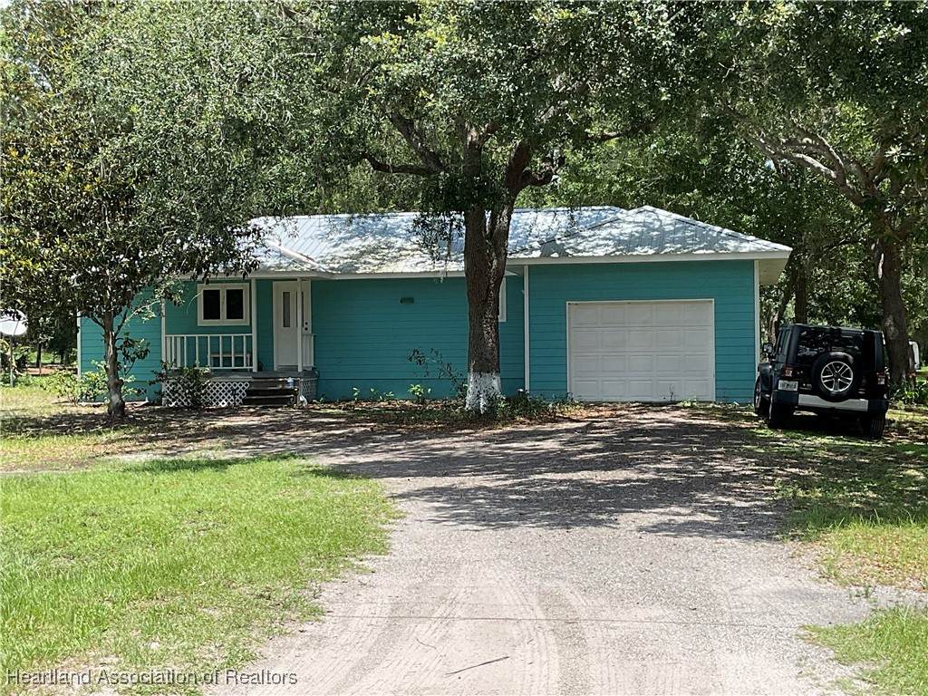3895 Sunset Drive - Photo 1