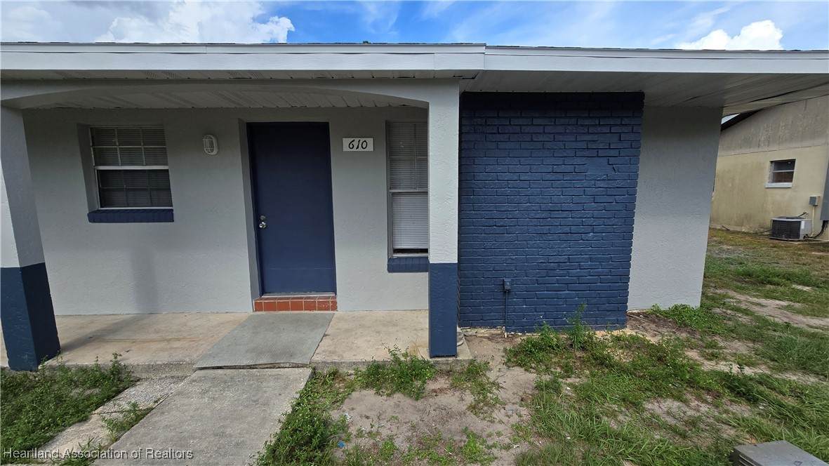 610 Jupiter Avenue - Photo 1