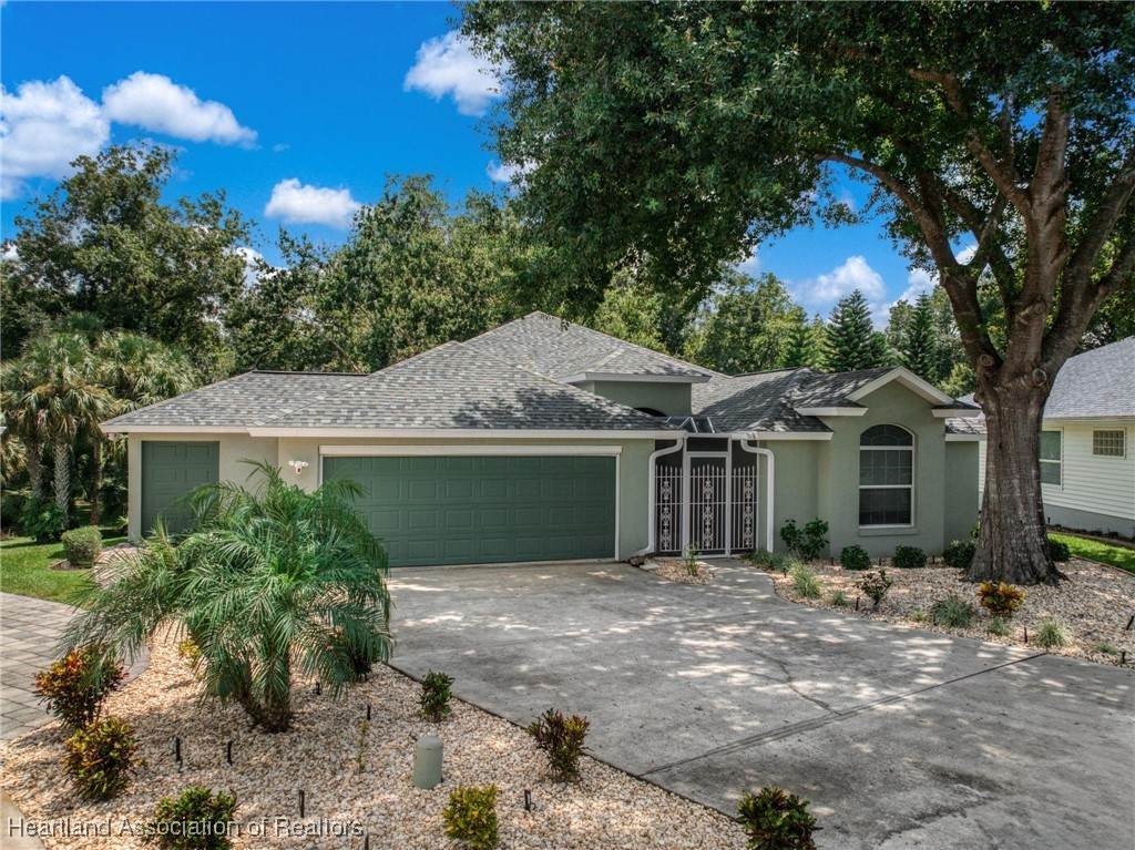 3003 Oakhill Drive - Photo 1