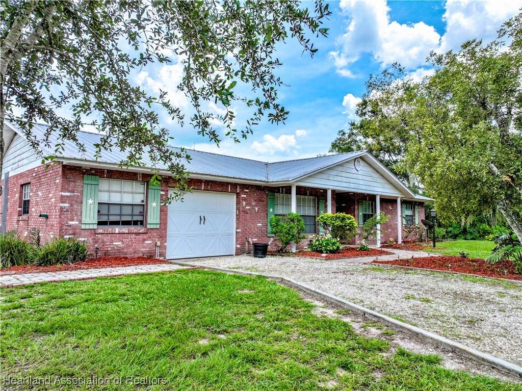 4556 Avon Pines Road - Photo 1