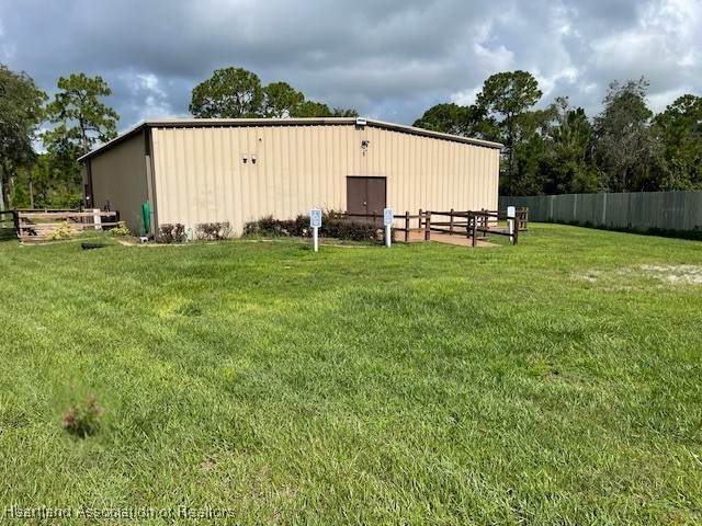 452 Fox Trail - Photo 1