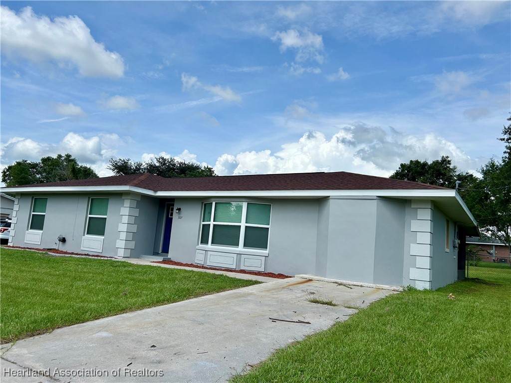 307 Garden Drive - Photo 1