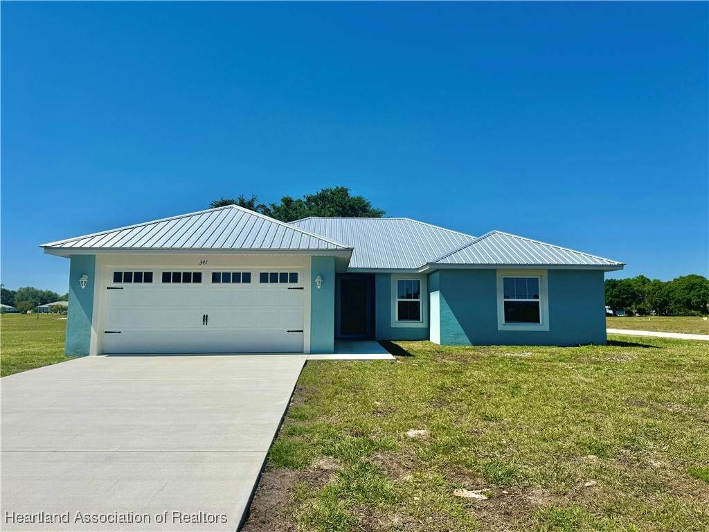 341 Glen Mar Circle - Photo 1