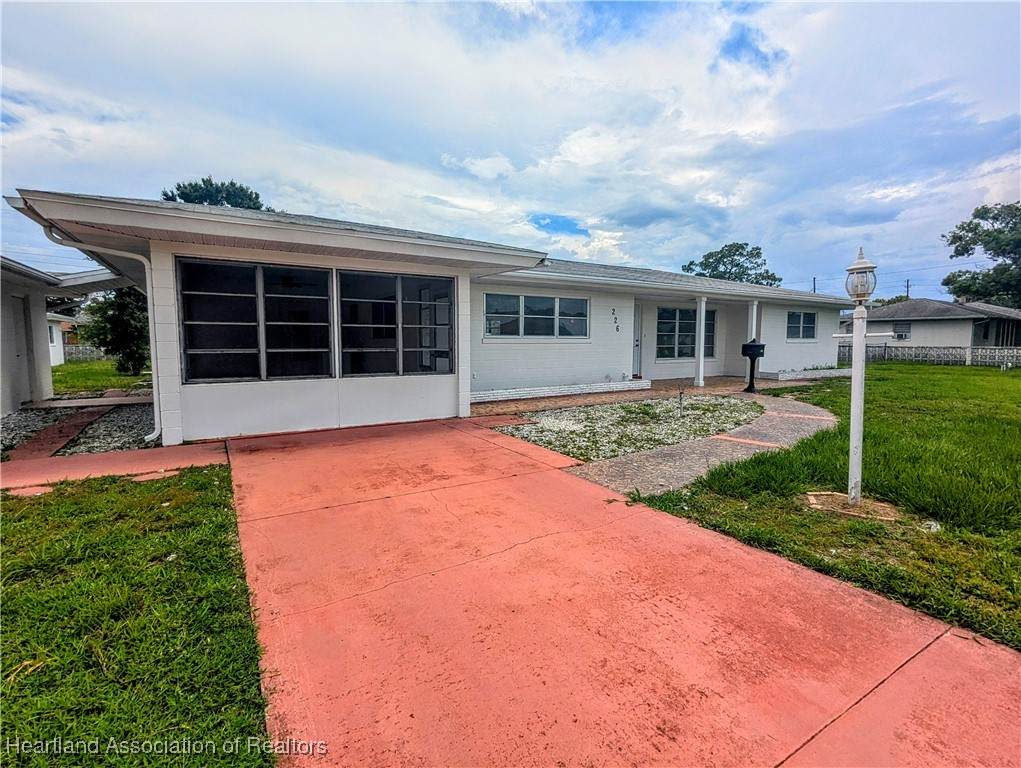 226 Whatley Boulevard - Photo 1