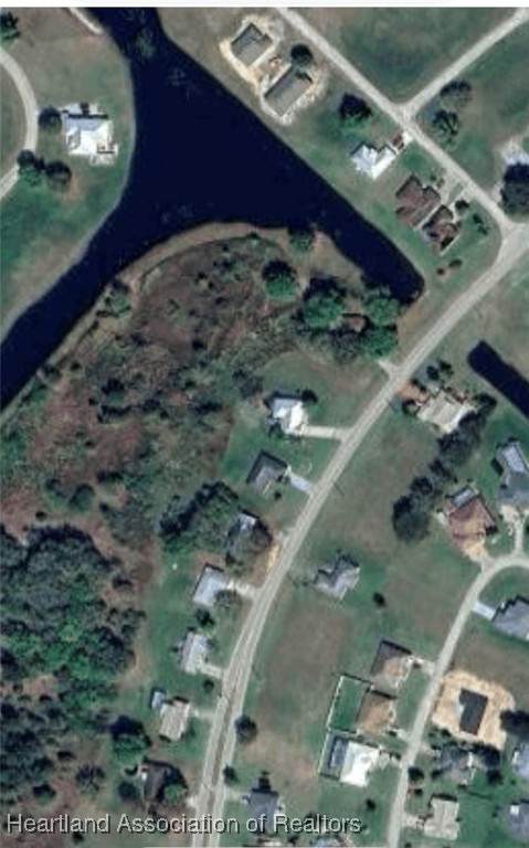 520 Foxhall Circle - Photo 1