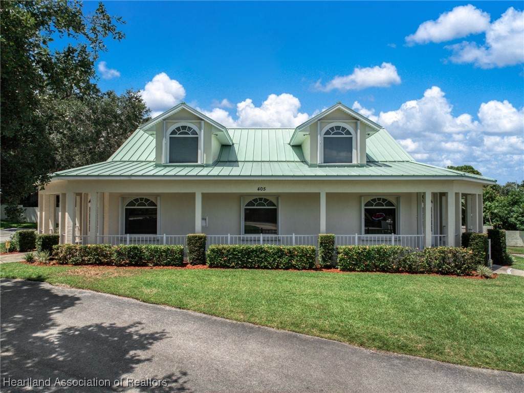 405 Interlake Boulevard - Photo 1