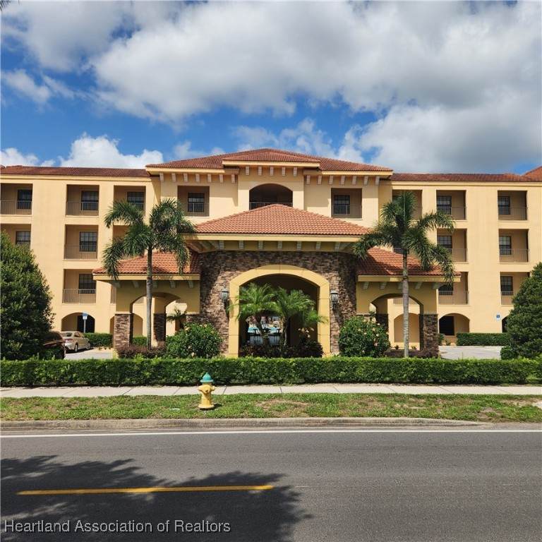 2351 Lakeview Drive - Photo 1