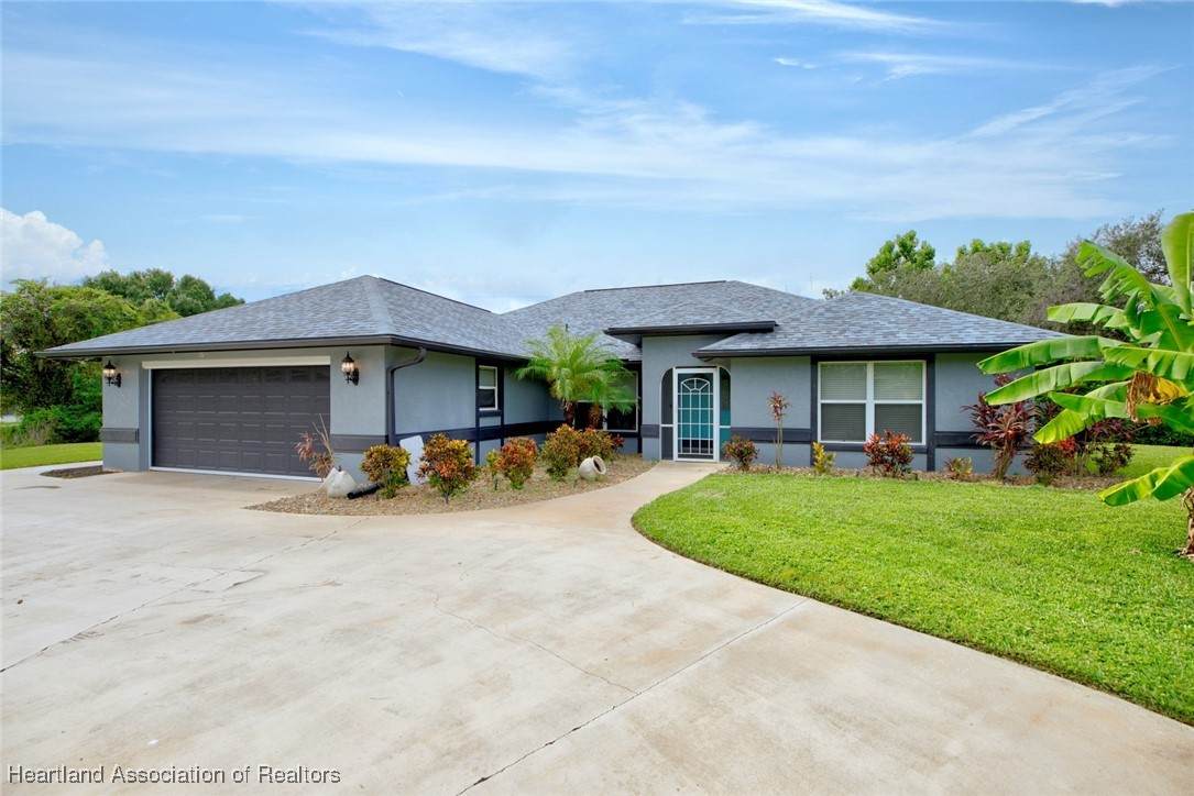 5016 Mendavia Drive - Photo 1