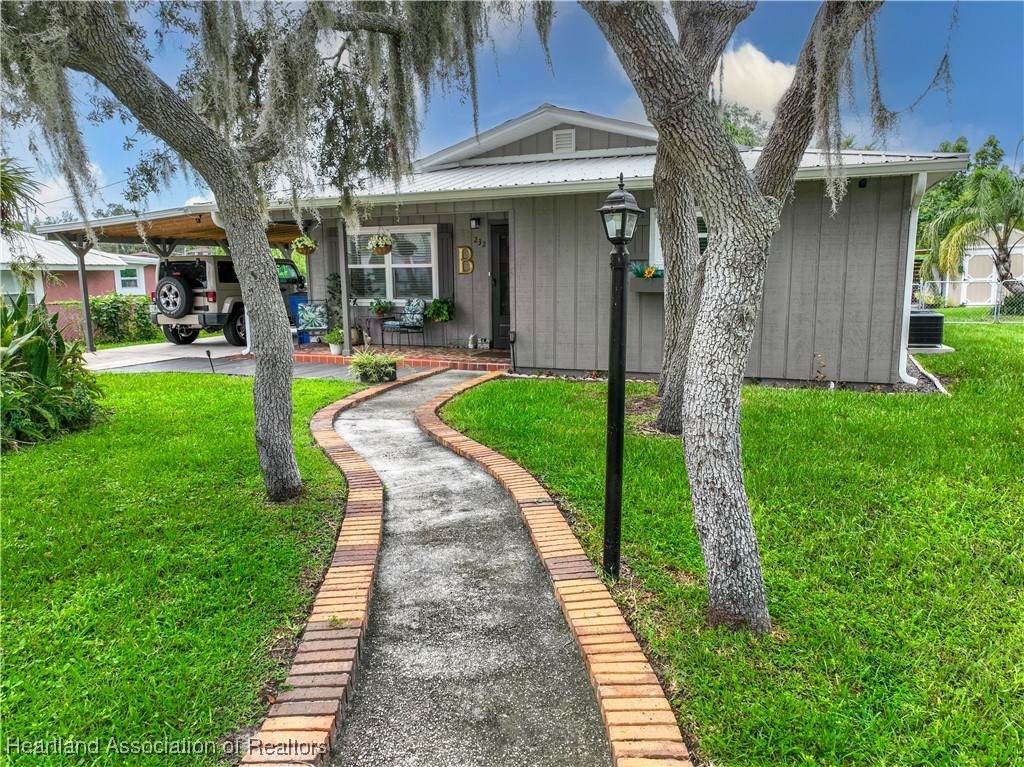 232 Micco Avenue - Photo 1