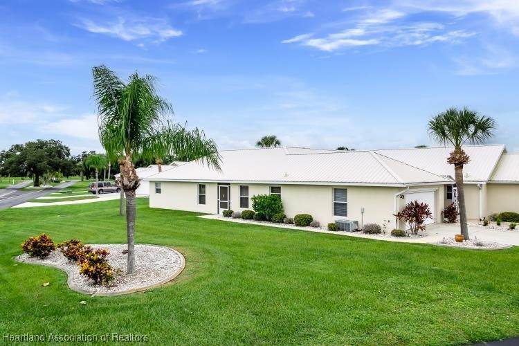 201 Clubhouse Court - Photo 1