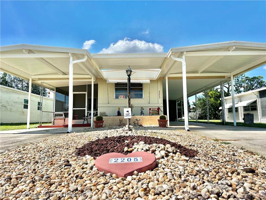 2205 Georgia Street - Photo 1