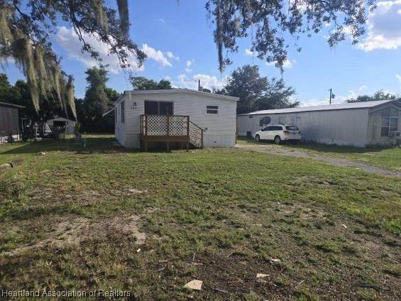 4807 Mundell Avenue - Photo 1