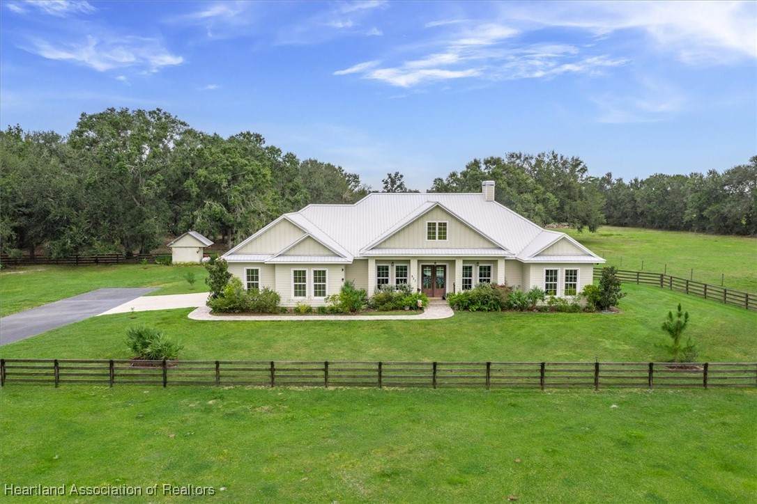 927 Popash Road - Photo 1