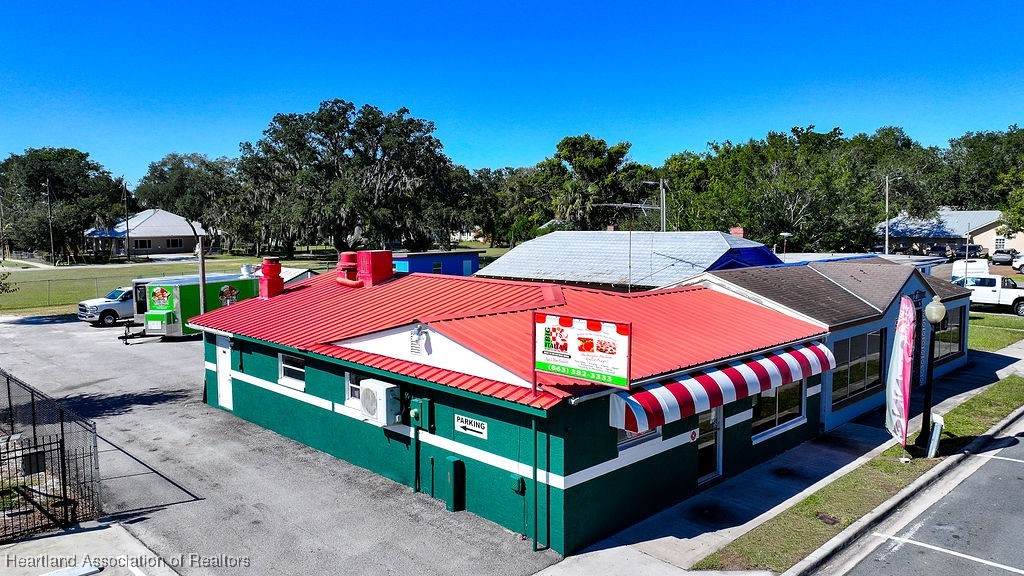 637 Commerce Avenue - Photo 1