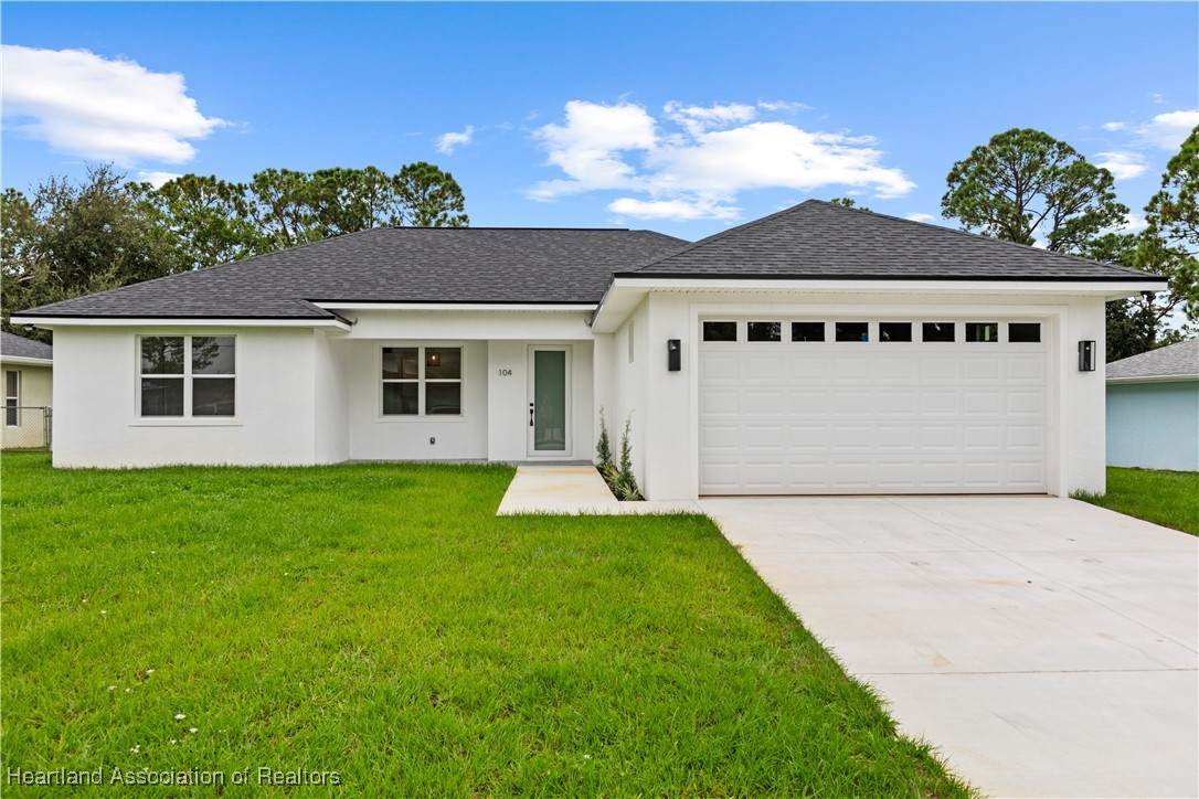 104 Lavender Avenue - Photo 1