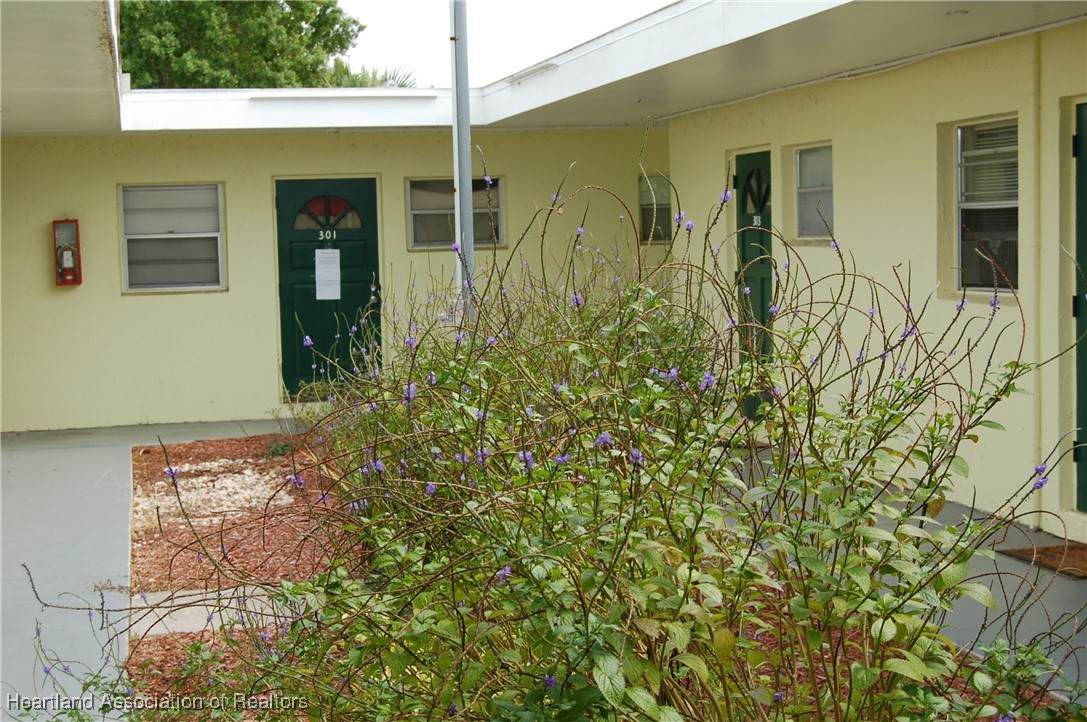 307 Golf Villas Court - Photo 1