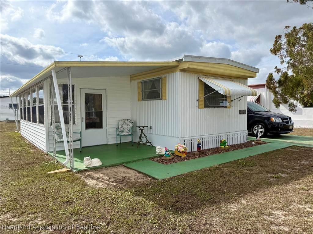 3121 Paradise Path - Photo 1