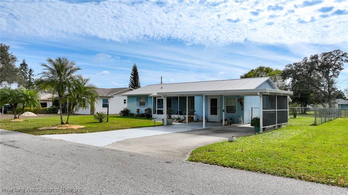 226 Lark Avenue - Photo 1