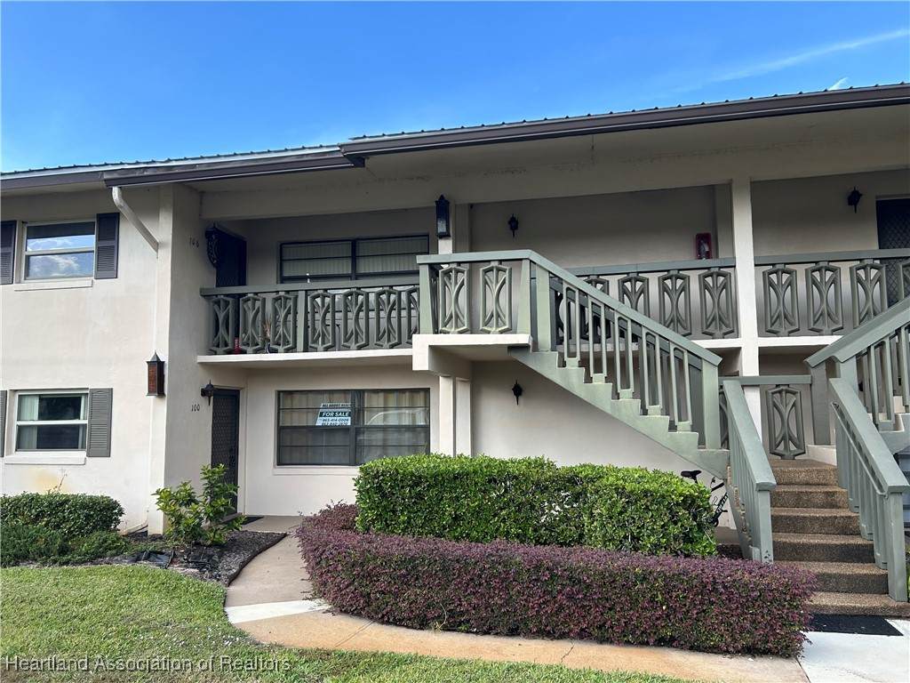 106 Fairway Court - Photo 1