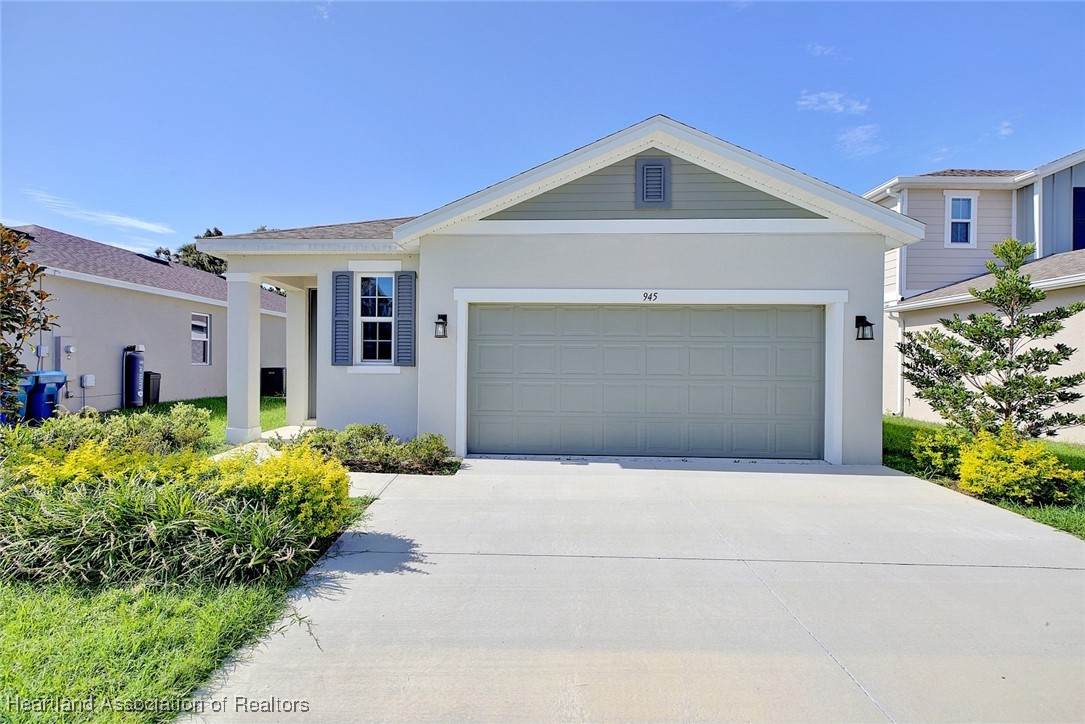 945 Blue Creek Drive - Photo 1