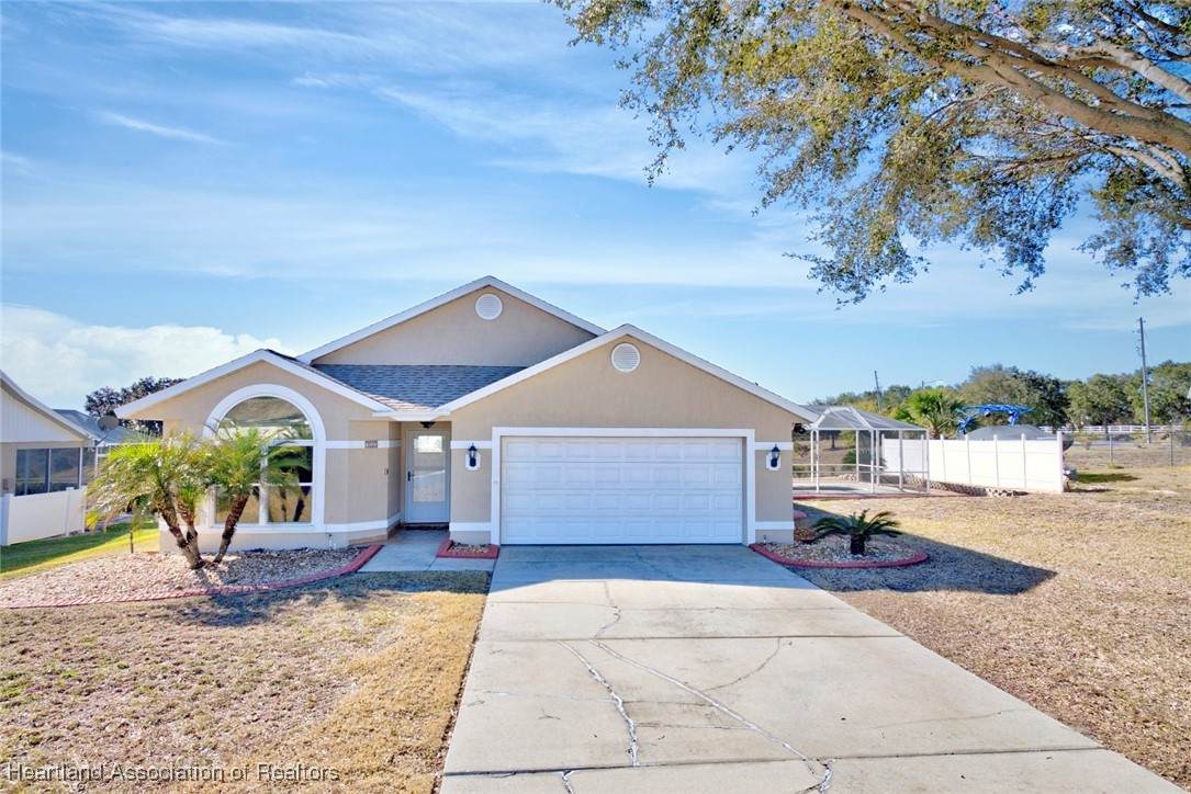 713 Hunt Drive - Photo 1