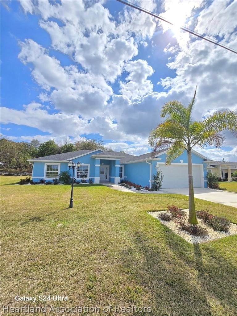 124 Clinton Avenue - Photo 1