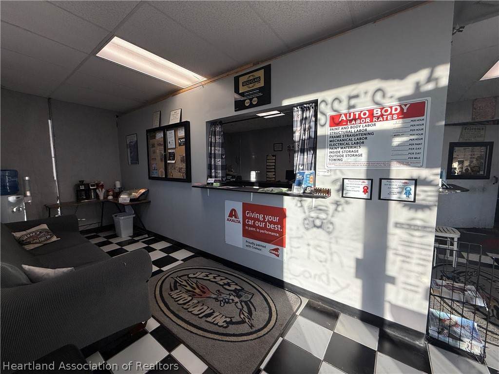 https://bt-photos.global.ssl.fastly.net/sebring/orig_boomver_1_322430-2.jpg