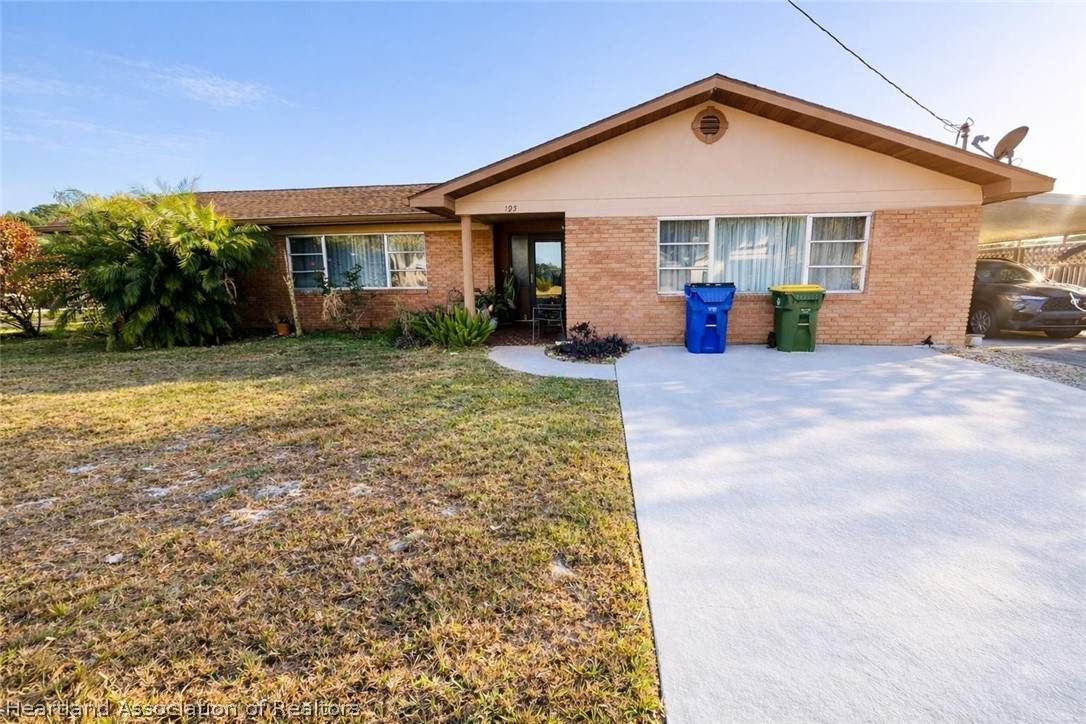 195 Lake Drive Boulevard - Photo 1