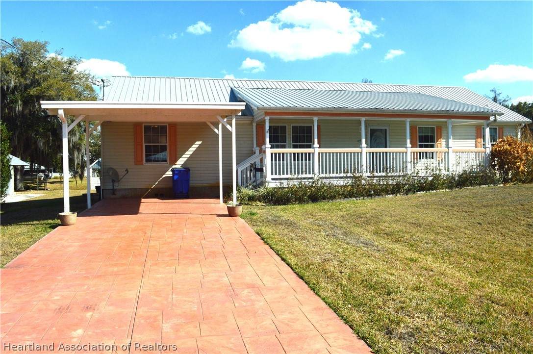 1400 Oak Ridge Drive - Photo 1