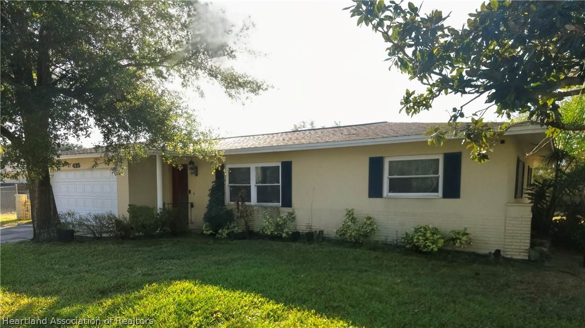 425 Spring Lake Boulevard - Photo 1