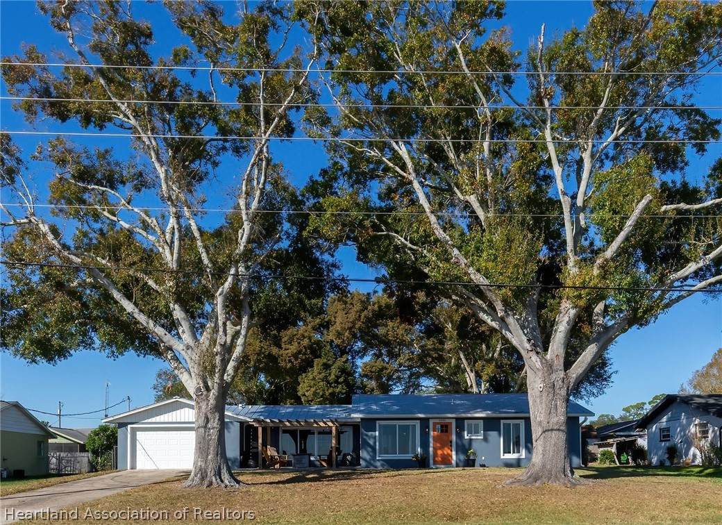 4480 Lakeview Drive - Photo 1