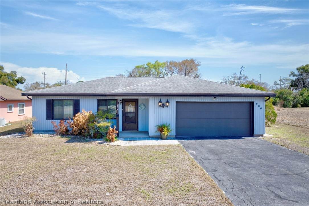 204 Memorial Drive - Photo 1