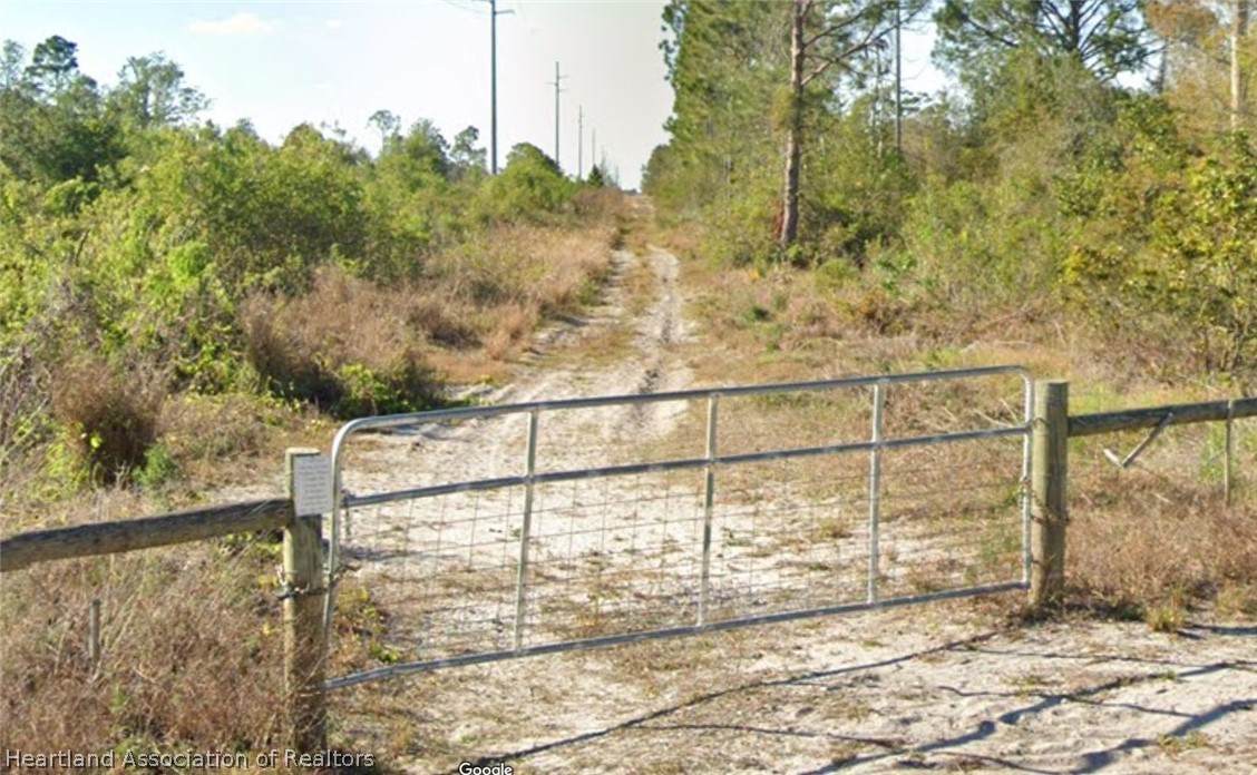 https://bt-photos.global.ssl.fastly.net/sebring/orig_boomver_1_323759-2.jpg
