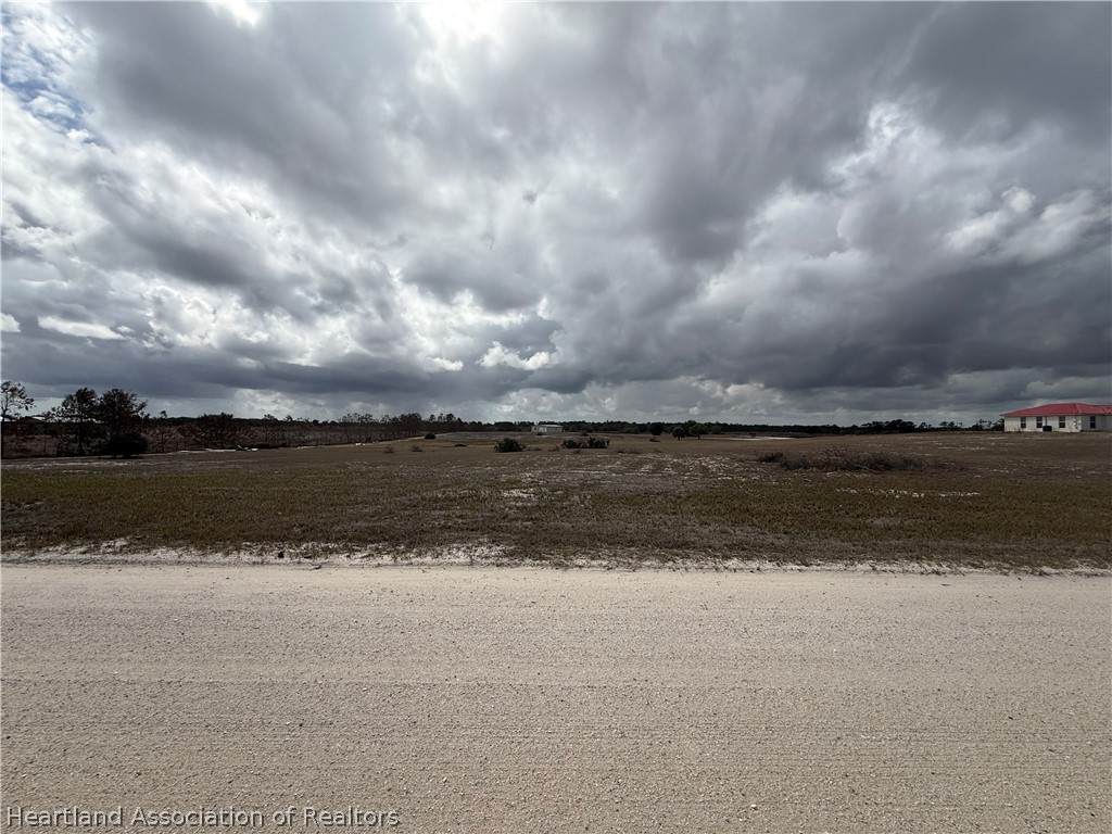 https://bt-photos.global.ssl.fastly.net/sebring/orig_boomver_1_323800-2.jpg