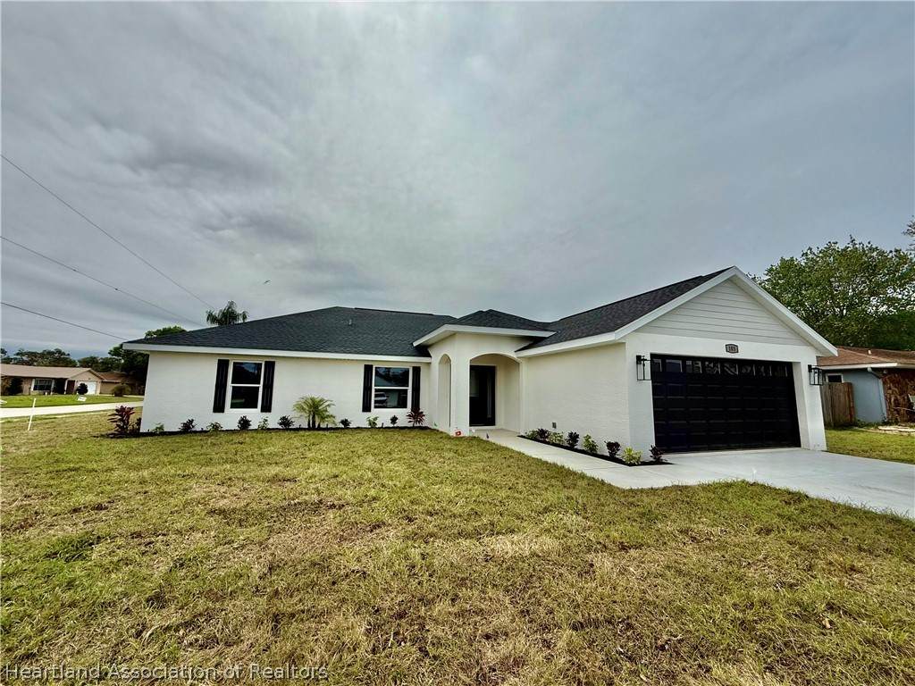 103 Sportsman Avenue - Photo 1