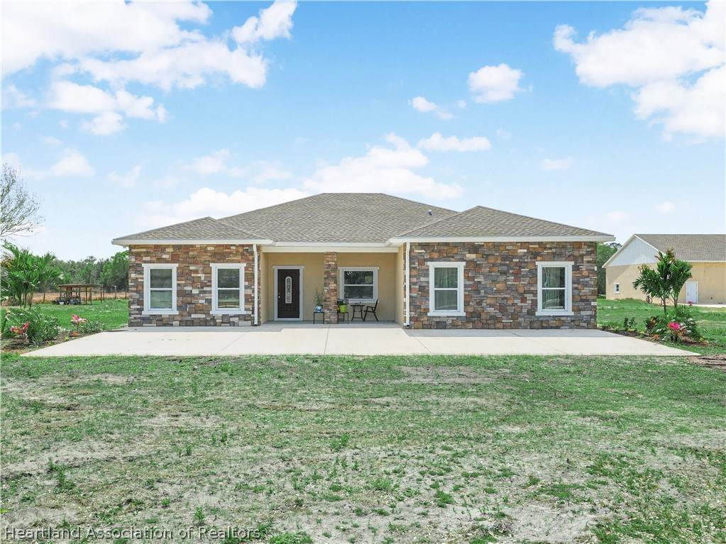 1844 Popash Road - Photo 1