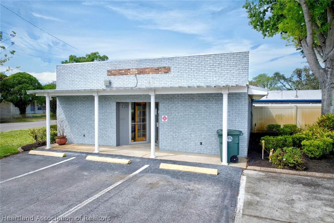 120 Anoka Avenue - Photo 1