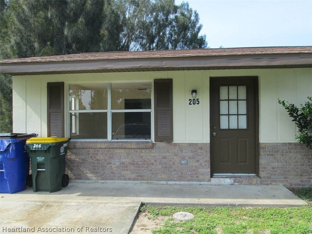 205 Phantasy Avenue - Photo 1