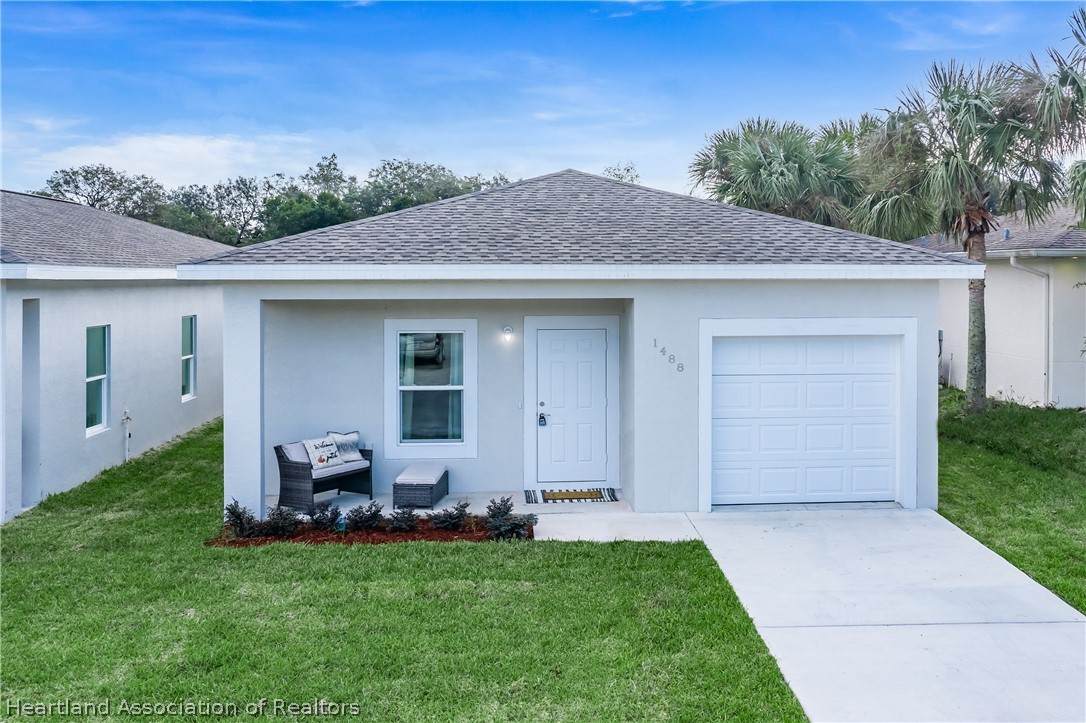 1473 Las Villas Boulevard - Photo 1