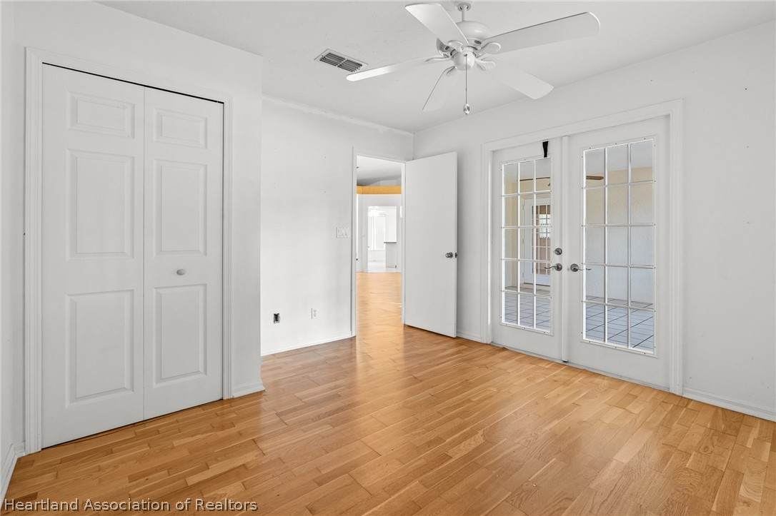 https://bt-photos.global.ssl.fastly.net/sebring/orig_boomver_1_324221-2.jpg