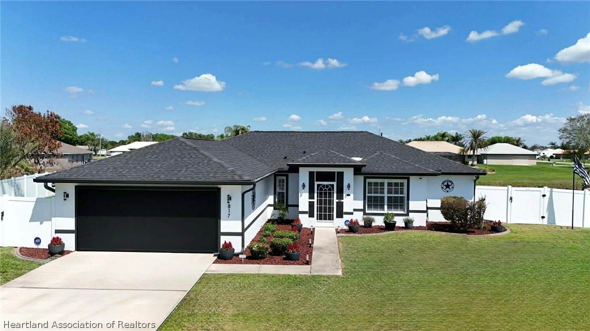 817 Holly Drive - Photo 1