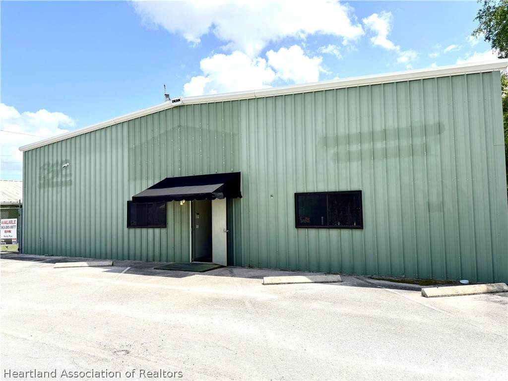 623 Park Street - Photo 1