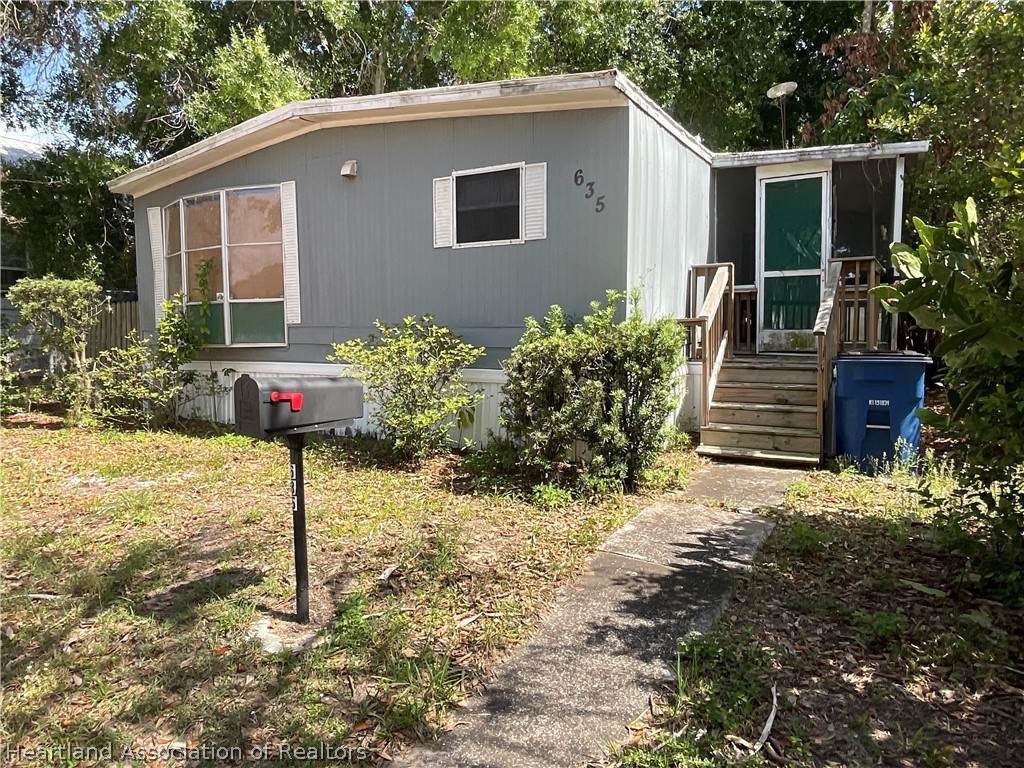 635 Lemon Avenue - Photo 1
