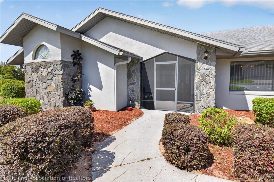 2 Wildwood Way - Photo 1