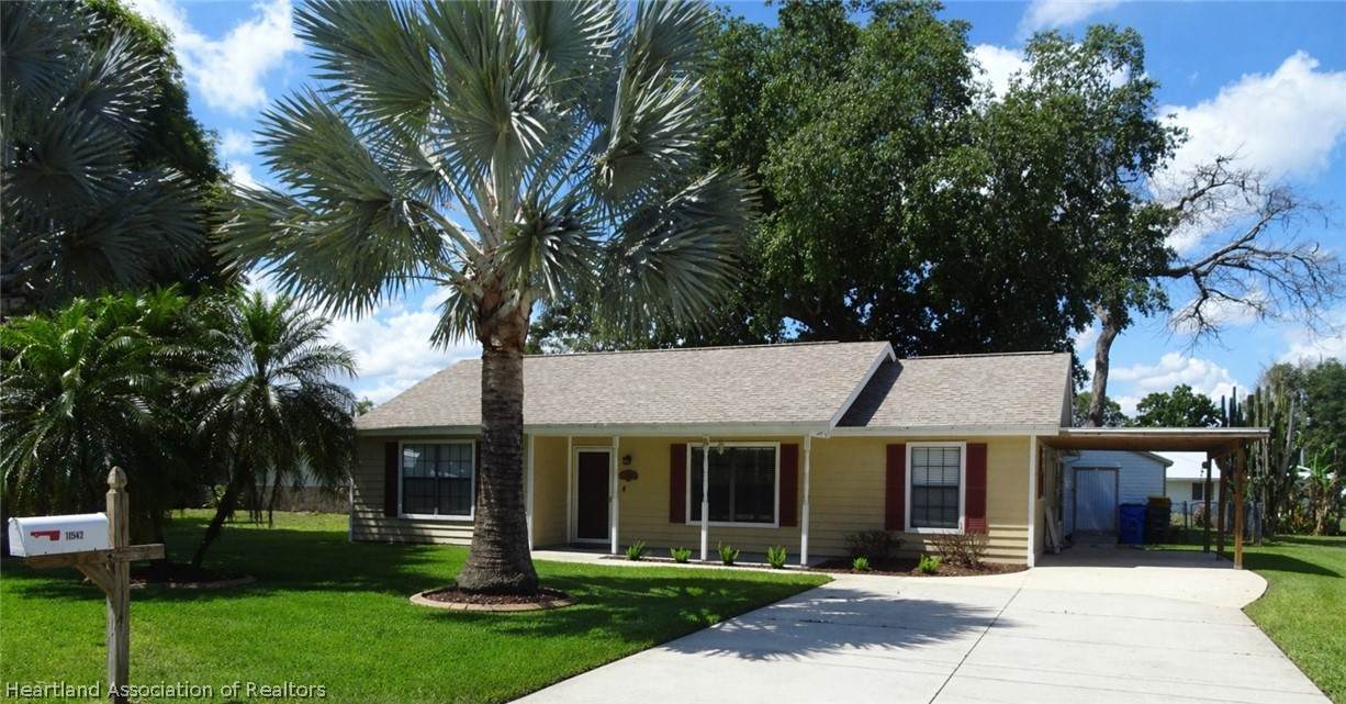 1542 Camellia Court - Photo 1