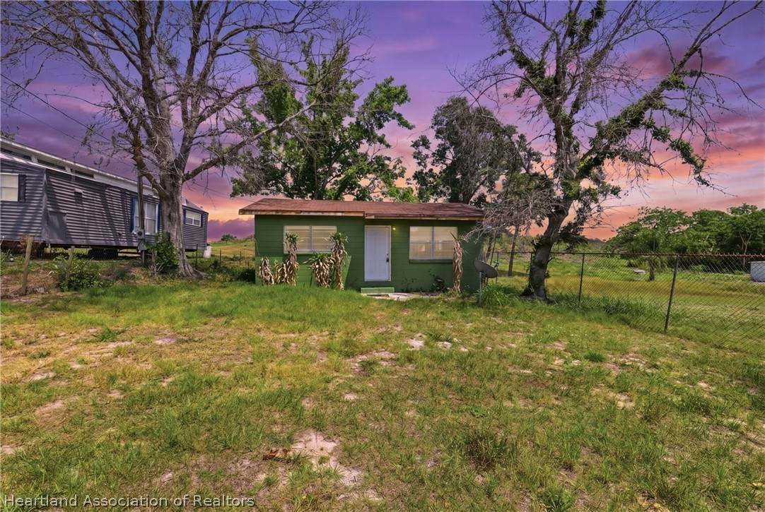 4610 Weeping Willow Avenue - Photo 1