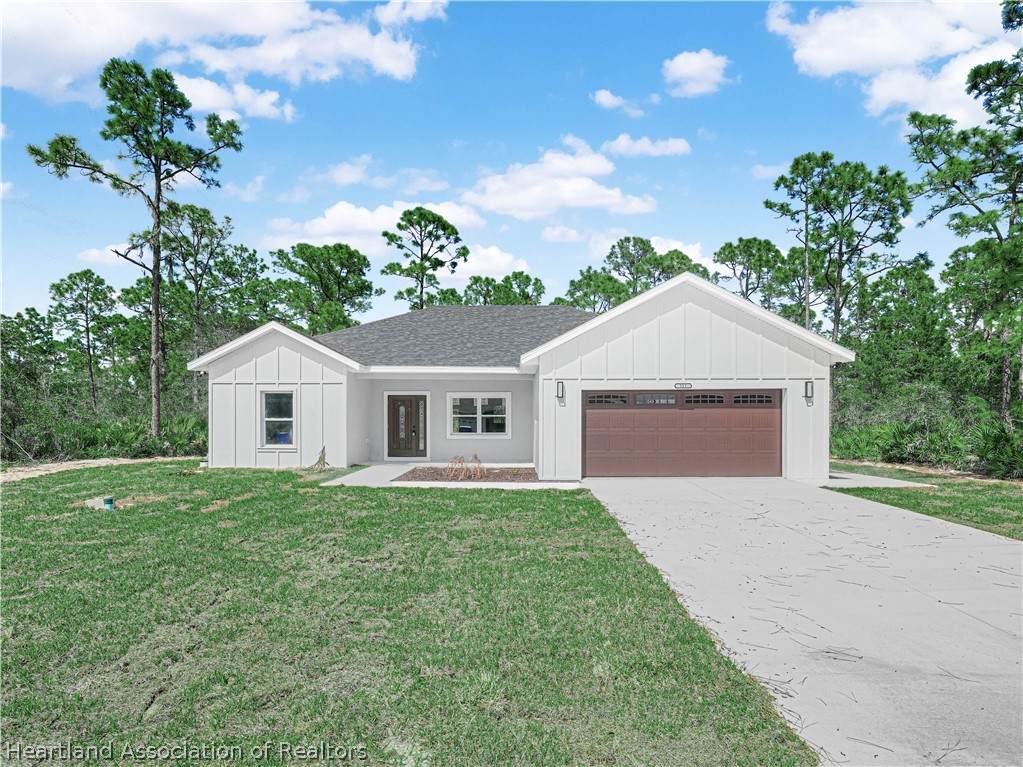 321 Roadrunner Avenue - Photo 1